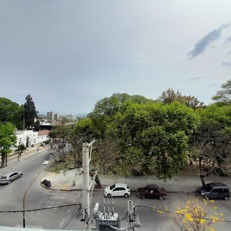 Departamento Centrico Plaza Alvarado Con Cochera Сальта Екстер'єр фото
